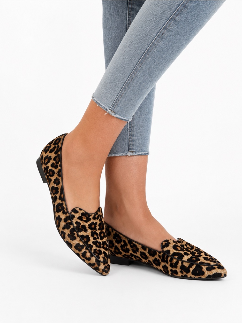 Franco Sarto Leopard Calf Hair Pointed Toe Loafers Flats Women's Size 8.5